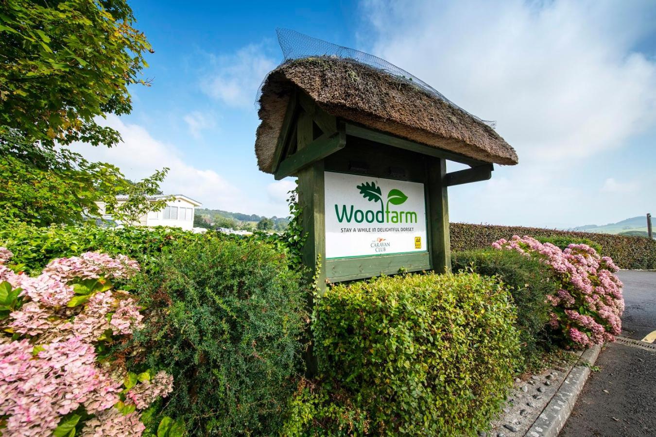 Pods Wood Farm Чармут